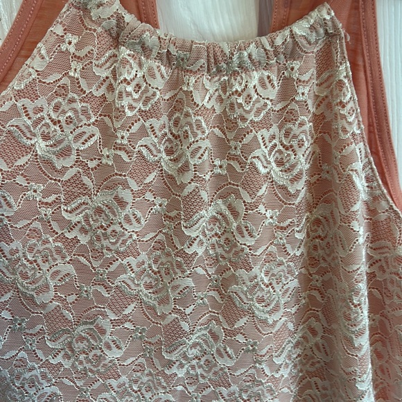 Small women’s Roper tank - Picture 3 of 3